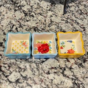 🤩 Pioneer Woman Floral Condiment Dish Set